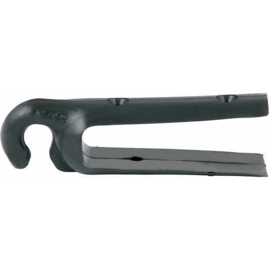 External Spinnaker Pole Snap Hook