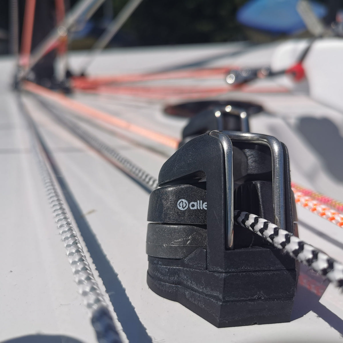 Allenite Cam Cleat With Mega Pro Lead - Small